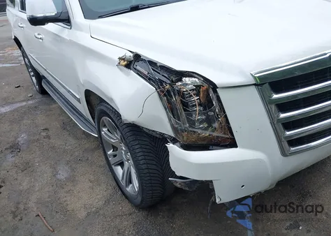 2017 Cadillac Escalade Esv Luxury из США, поврежденный, VIN 1GYS4HKJ2HR353956